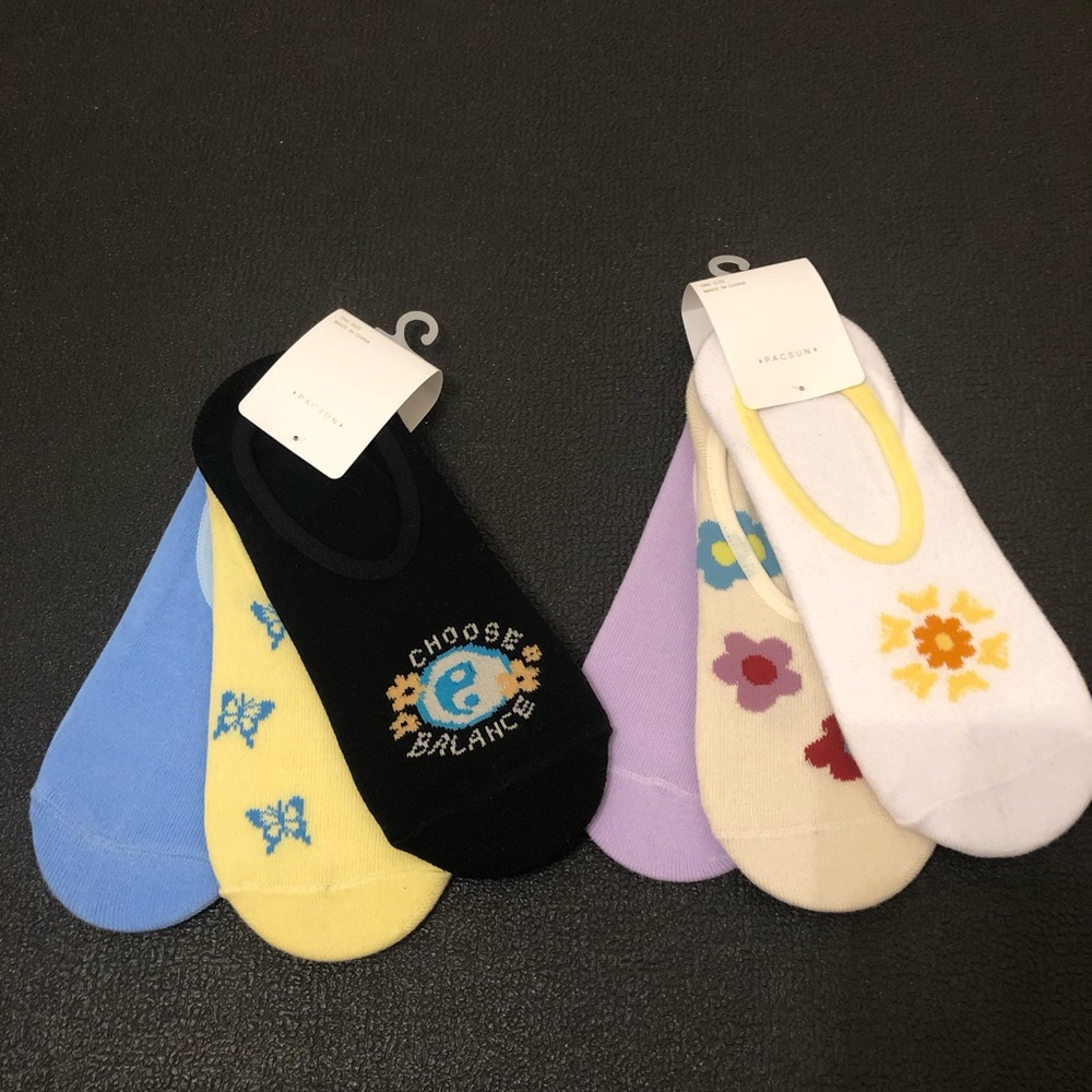25. Pacsun Women’s Socks bundle